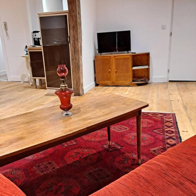 Residence La Mamone Ornans Eksteriør bilde